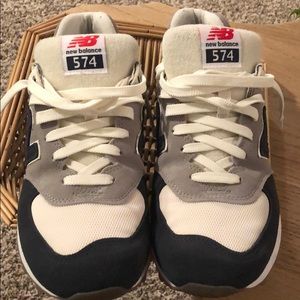 NWOT New Balance 574